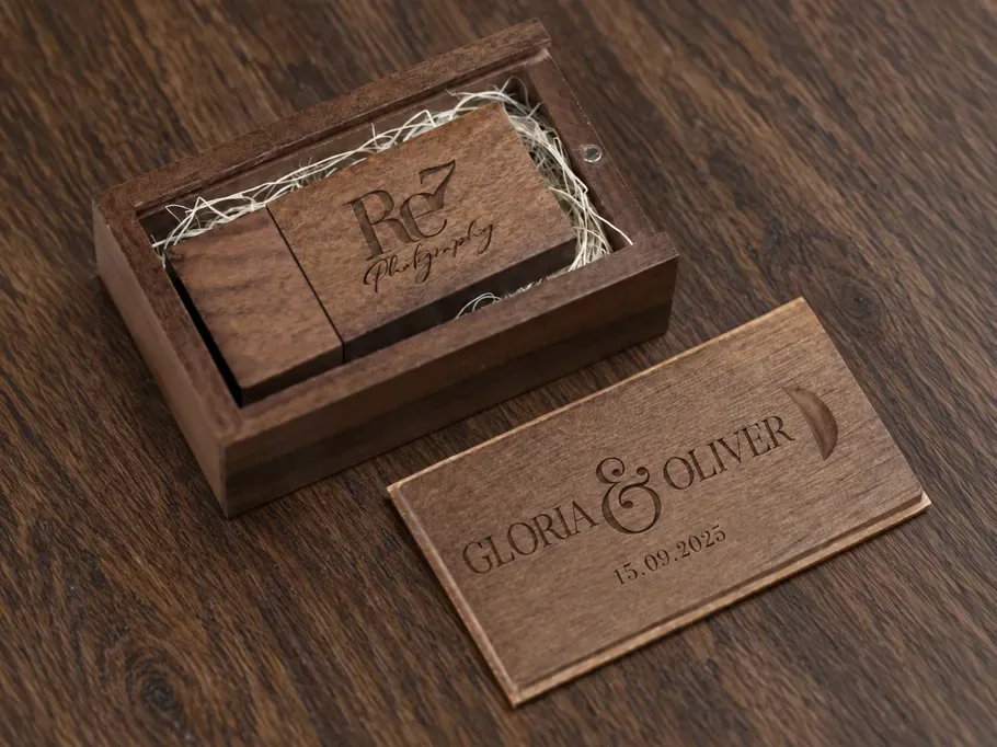 Engraved wooden memory box