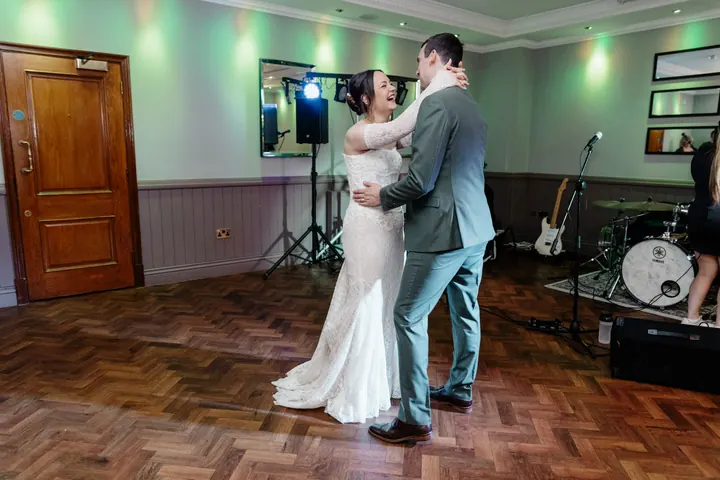 The first dance in front of the live band